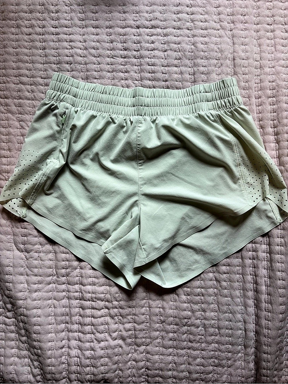 Athleta Women's Athletic Shorts in Green Size XS
